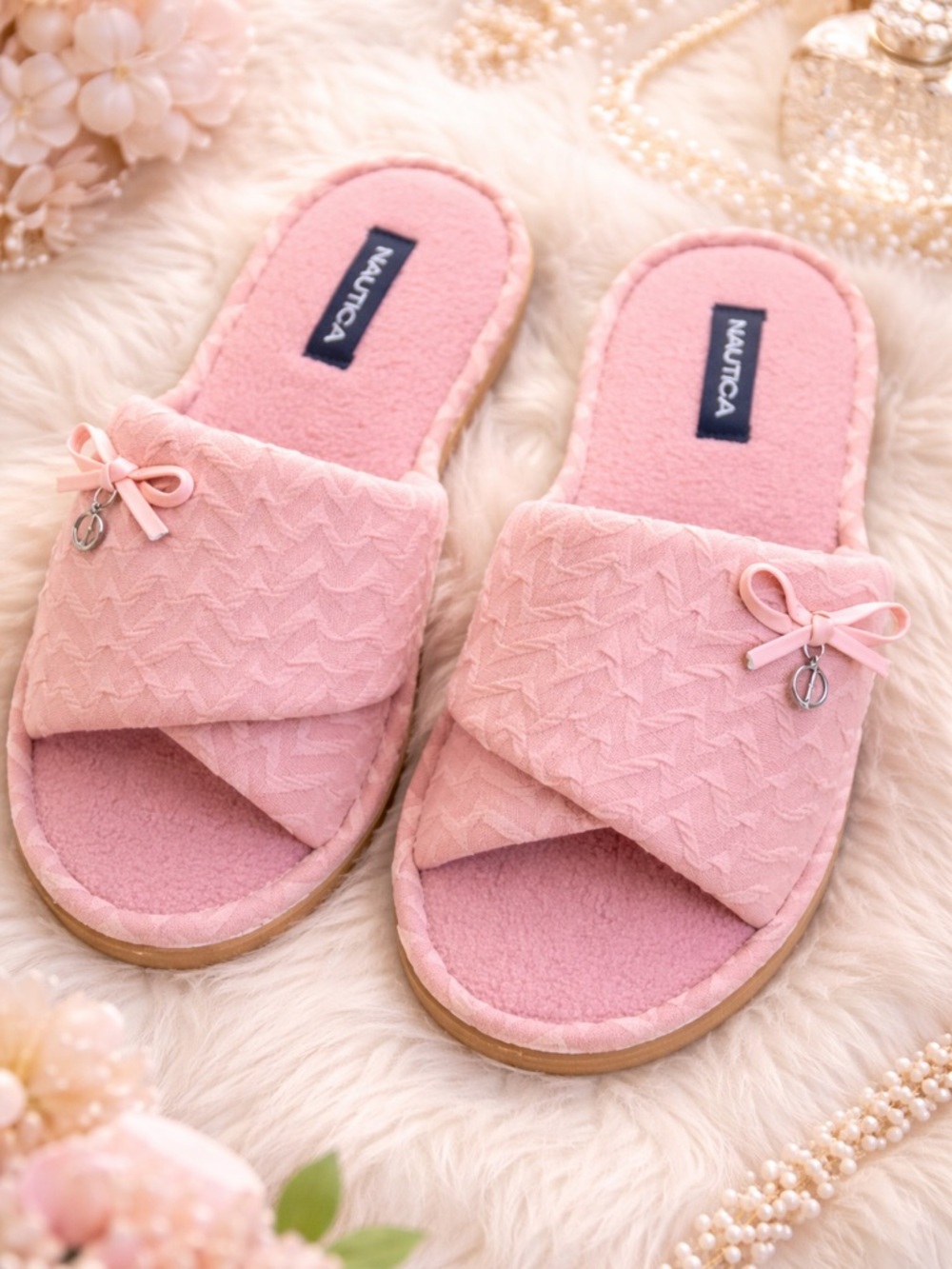 Nautica Soft Quilted Slide Slippers size L 9/10 PERFECT MOTHER'S DAY GIFT